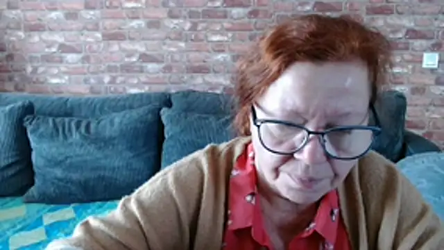 Adelewildx online show from November 2025 12:02:02 PM