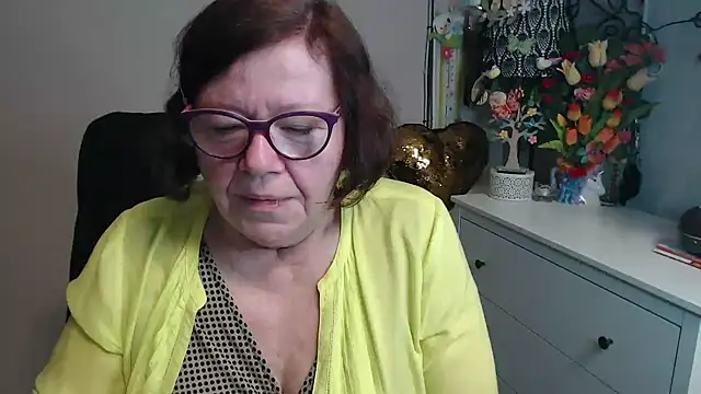 Adelewildx online show from April 2026 03:37:02 AM