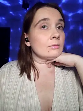 Snapshot of LouisianaBoobs chatting on November 2025 02:22:02 AM LouisianaBoobs online show from November 2025 02:22:02 AM