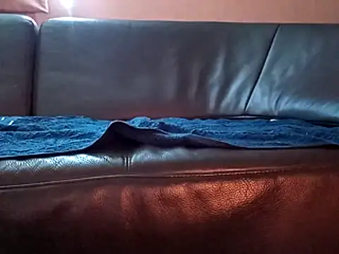 Snapshot of OliverBerlinSucht chatting on December 2025 09:35:01 PM OliverBerlinSucht online show from December 2025 09:35:01 PM