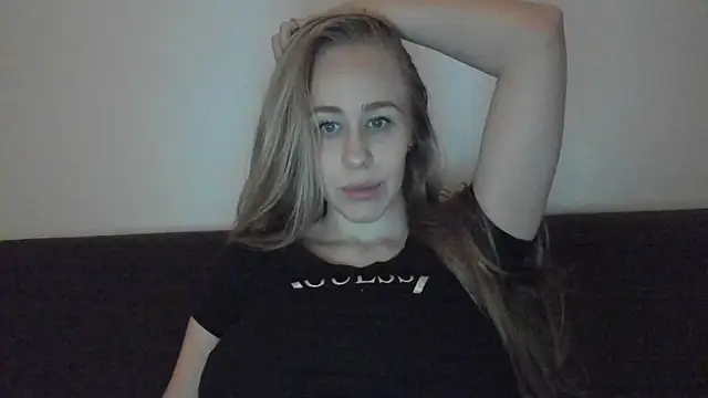 Snapshot of baby_alice chatting on September 2025 09:39:02 PM baby alice online show from September 2025 09:39:02 PM