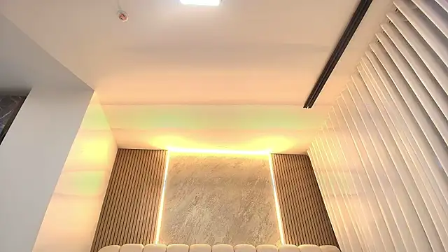 emyli sw  online show from February 2026 03:06:01 AM