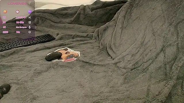 Snapshot of SuchArt_ chatting on February 2026 09:31:02 AM SuchArt online show from February 2026 09:31:02 AM