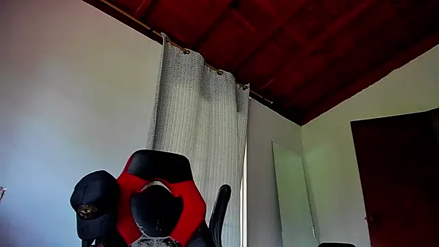 Snapshot of Baky_sexy chatting on December 2025 03:06:01 PM Baky sexy online show from December 2025 03:06:01 PM