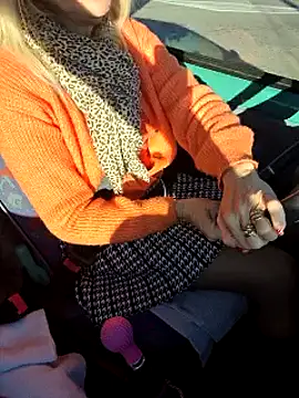 Snapshot of Nathotsexy1 chatting on December 2024 09:11:02 AM Nathotsexy1 online show from December 2024 09:11:02 AM