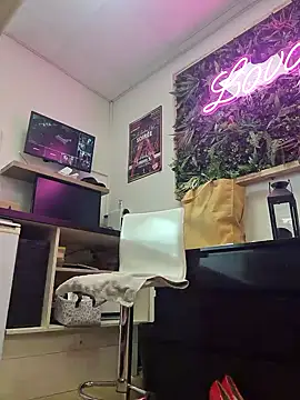 Snapshot of Nathotsexy1 chatting on January 2025 09:24:01 AM Nathotsexy1 online show from January 2025 09:24:01 AM