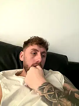 Snapshot of Cata9407 chatting on December 2025 11:41:02 AM Cata9407 online show from December 2025 11:41:02 AM