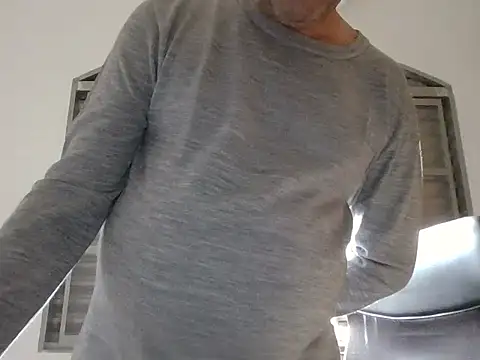 Snapshot of niceguyjr chatting on November 2025 10:27:01 AM niceguyjr online show from November 2025 10:27:01 AM