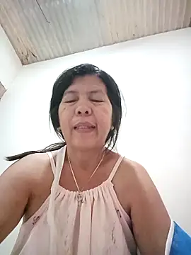 TropicalFlower online show from April 2026 08:12:02 PM