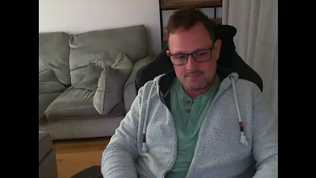 Snapshot of ZebedeePirate chatting on March 2025 10:50:01 PM ZebedeePirate online show from March 2025 10:50:01 PM