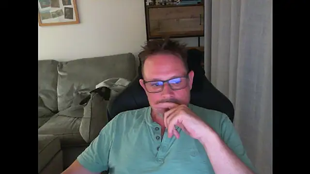 Snapshot of ZebedeePirate chatting on March 2025 10:15:02 PM ZebedeePirate online show from March 2025 10:15:02 PM