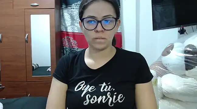 Snapshot of mayhott2 chatting on January 2025 11:20:01 PM mayhott2 online show from January 2025 11:20:01 PM