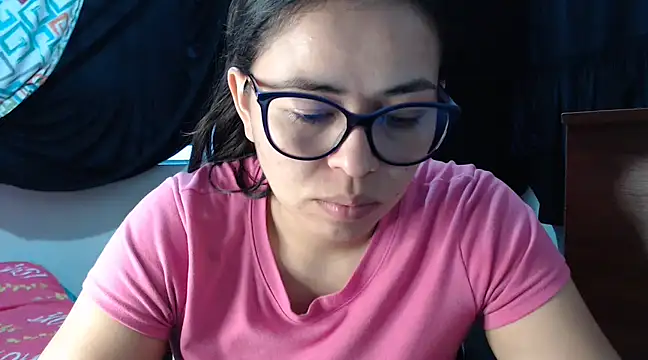 Snapshot of mayhott2 chatting on January 2025 10:54:02 PM mayhott2 online show from January 2025 10:54:02 PM