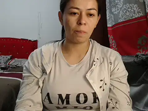 Snapshot of mayhott2 chatting on February 2025 11:20:01 PM mayhott2 online show from February 2025 11:20:01 PM