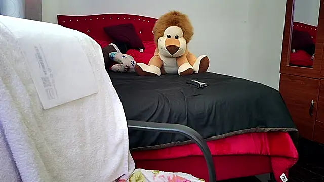 Snapshot of mayhott2 chatting on September 2025 05:24:01 PM mayhott2 online show from September 2025 05:24:01 PM