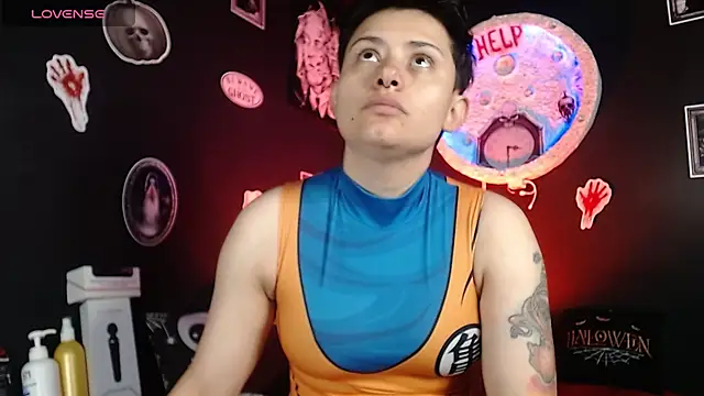 girl intense444 online show from October 2025 12:48:02 PM