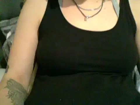 Snapshot of geilmeisje98 chatting on February 2025 02:08:01 PM geilmeisje98 online show from February 2025 02:08:01 PM