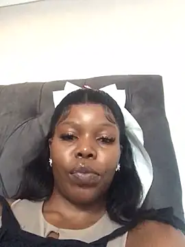 Snapshot of cherryontopy chatting on March 2025 04:46:01 PM cherryontopy online show from March 2025 04:46:01 PM