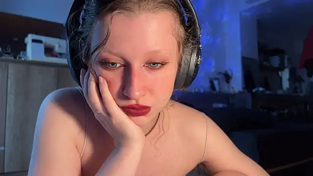 Snapshot of Hairy_Coraline chatting on February 2025 10:29:02 AM Hairy Coraline online show from February 2025 10:29:02 AM