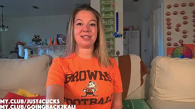 Snapshot of boomboomr00m chatting on October 2025 05:19:01 PM boomboomr00m online show from October 2025 05:19:01 PM