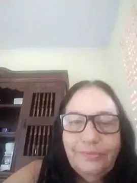 Snapshot of catdool chatting on January 2025 12:04:02 PM catdool online show from January 2025 12:04:02 PM