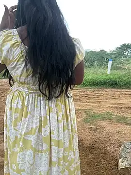 Dhiyapink online show from December 2024 09:57:01 AM