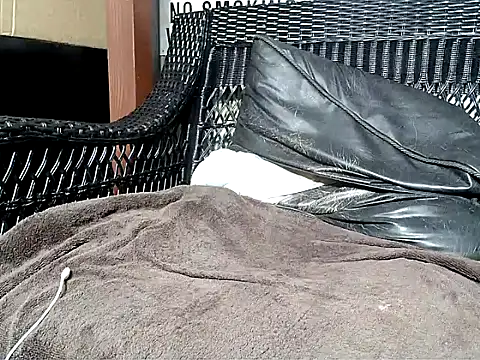 HungHawaiian808xh online show from March 2025 03:59:02 AM