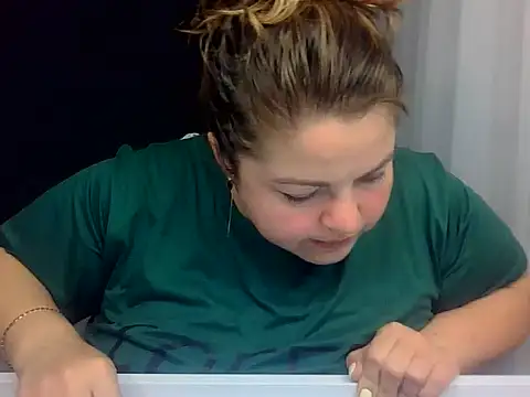 cute  cherry online show from July 2026 10:18:02 PM
