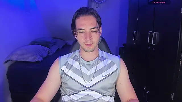 Snapshot of Alex_smith00 chatting on September 2025 06:57:01 PM Alex smith00 online show from September 2025 06:57:01 PM