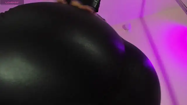 Snapshot of Cristina__Smith chatting on January 2025 11:46:01 PM Cristina Smith online show from January 2025 11:46:01 PM