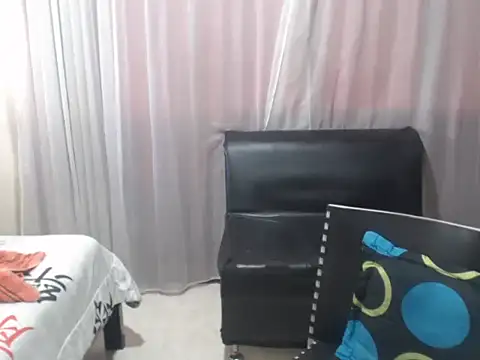 Snapshot of youth_lust69 chatting on February 2025 10:32:02 PM youth lust69 online show from February 2025 10:32:02 PM