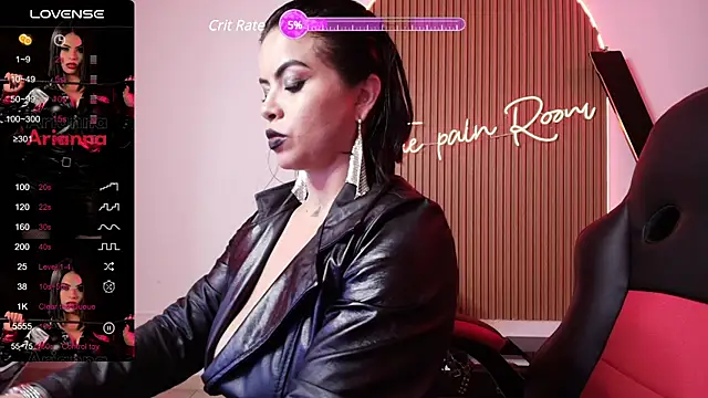 arianna smith  online show from February 2025 08:47:02 PM