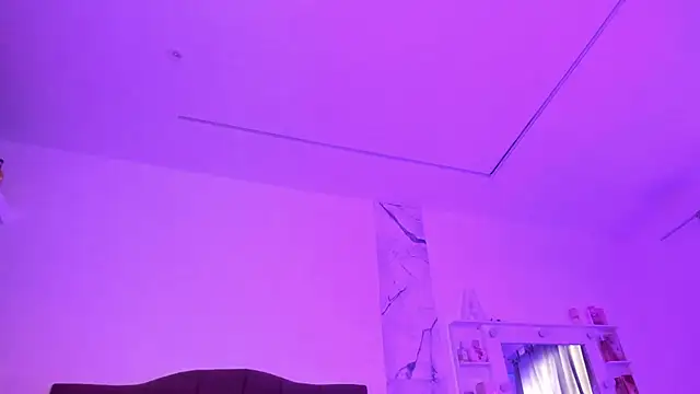 alysson 18 online show from April 2026 01:14:02 PM