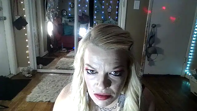 marilyn420 online show from March 2026 05:55:02 AM