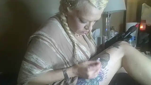 marilyn420 online show from July 2026 09:13:01 AM