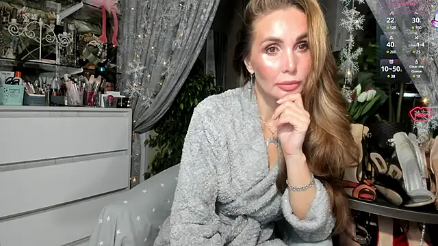 Snapshot of Aurora108 chatting on January 2025 10:39:01 PM Aurora108 online show from January 2025 10:39:01 PM