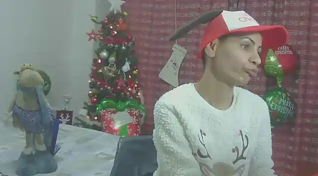 hotSANDRA STARR online show from December 2024 10:37:01 PM