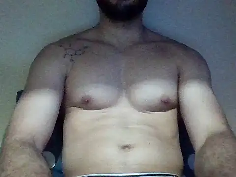 Snapshot of peneduro_19 chatting on November 2025 04:40:02 PM peneduro 19 online show from November 2025 04:40:02 PM