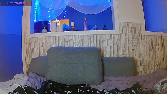 Snapshot of Mila_Ferrara chatting on January 2025 07:57:01 AM Mila Ferrara online show from January 2025 07:57:01 AM