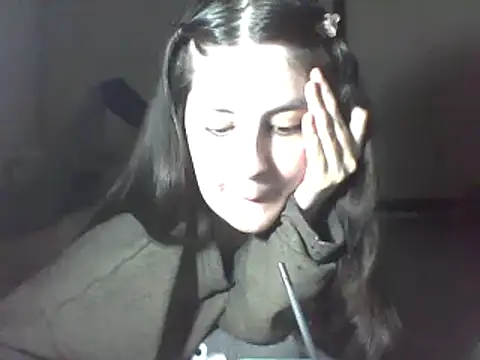 Snapshot of Insomniacl chatting on January 2025 05:20:02 AM Insomniacl online show from January 2025 05:20:02 AM