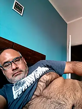 Snapshot of PhillDrake11 chatting on May 2026 05:08:01 PM PhillDrake11 online show from May 2026 05:08:01 PM