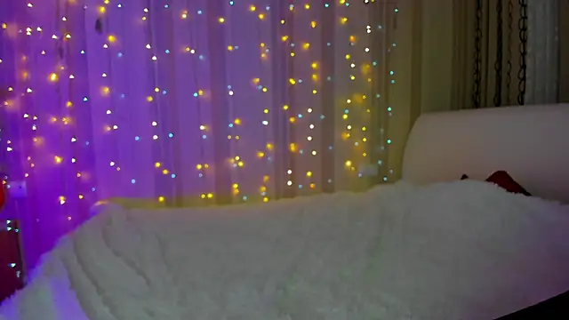 Snapshot of Danielle_Thomas chatting on March 2025 02:55:01 PM Danielle Thomas online show from March 2025 02:55:01 PM