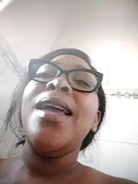 Snapshot of sexyTHANDO chatting on January 2025 02:15:01 PM sexyTHANDO online show from January 2025 02:15:01 PM