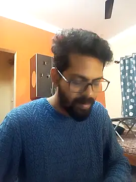 arhan3043 online show from November 2025 06:28:02 PM