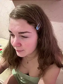 Snapshot of Sweet_Monro chatting on December 2024 06:09:01 AM Sweet Monro online show from December 2024 06:09:01 AM