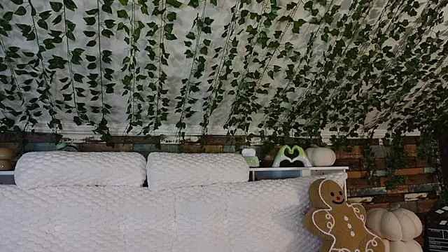 Snapshot of -khayaparker chatting on March 2025 08:18:02 AM -khayaparker online show from March 2025 08:18:02 AM