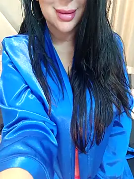 Snapshot of Queen_sousou chatting on November 2025 09:14:02 PM Queen sousou online show from November 2025 09:14:02 PM