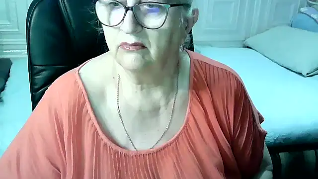 LolkaAlyss online show from March 2026 07:09:01 PM