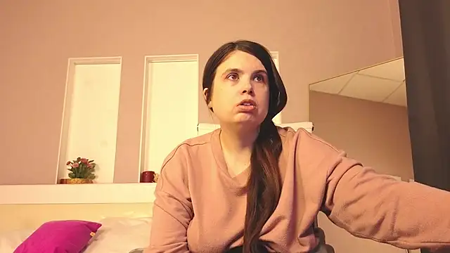 Snapshot of BattyMoll chatting on February 2025 02:05:01 PM BattyMoll online show from February 2025 02:05:01 PM