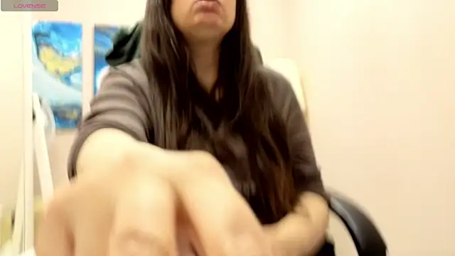 Snapshot of BattyMoll chatting on October 2025 03:34:01 PM BattyMoll online show from October 2025 03:34:01 PM